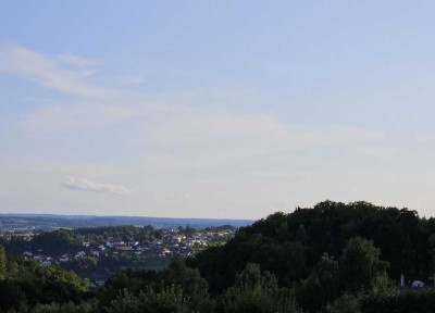 Gepflegtes Eigenheim mit großem Garten und toller Aussicht