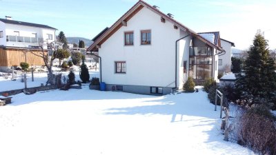 Wohnhaus mit zwei separaten Eingängen - flexibel nutzbar, zentral in Aigen-Schlägl