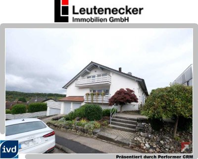 Familien aufgepasst: Großes Haus mit Garten und XXL-Dachterrasse