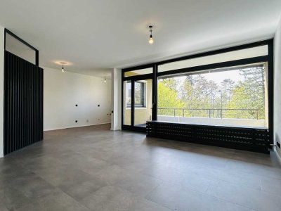 Stilvolle, geräumige und vollständig renovierte Loft Wohnung mit Balkon in Hameln