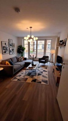 Neu & komfortabel! Attraktive 2-Raum-Wohnung mit Aufzug & Einbauküche