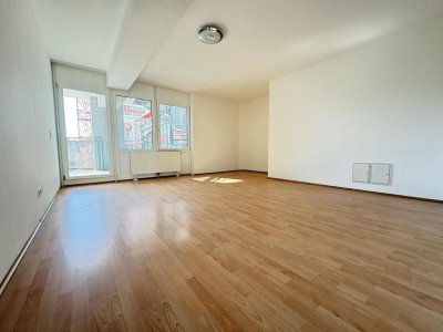 Ausgezeichnete 2 Zimmer Wohnung in zentraler Lage mit sonniger Loggia