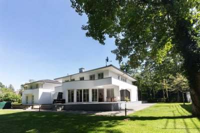 Provisionsfrei - Villa mit Gästehaus und großem Garten in Bad Saarow