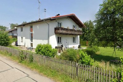 Zweifamilienhaus in Waldrandlage von Berg !