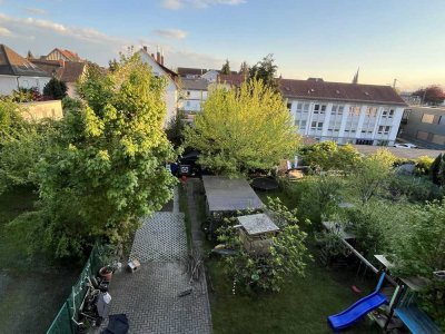 Einmalig: 3 Zimmerwohnung in zentraler Lage mit 280qm großem Garten