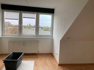 Die ersten eigenen 4-Wände - renovierte Singlewohnung sucht Mieter!