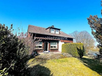 *Charmantes Familienhaus mit Potenzial – Balkon, Terrasse und Garten in ruhiger Lage*