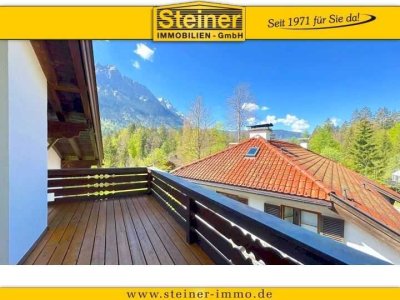 3,5-Zimmer-Dachgeschoss 110 m², Balkon, Bad neu, Schupfen, PKW-Stellplatz am Hof