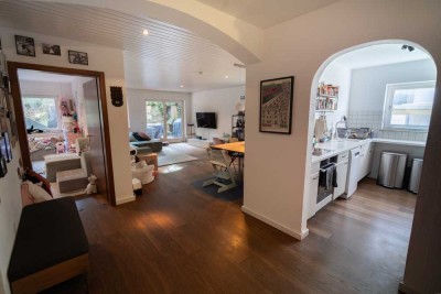 Wohnen im Grünen! EG-Whg. mit Garten in idyllischer Waldlage.