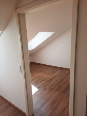 2-Zimmer-Dachgeschoss-Wohnung