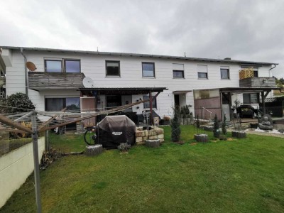 Solide vermietetes 4-Parteienhaus