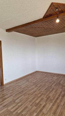 Moderne 2,5-Zimmer Neubauwohnung mit Loggia