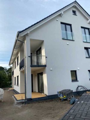 Moderne 3-Zimmer-Neubauwohnung im 1. OG mit Balkon in Berlin-Karow