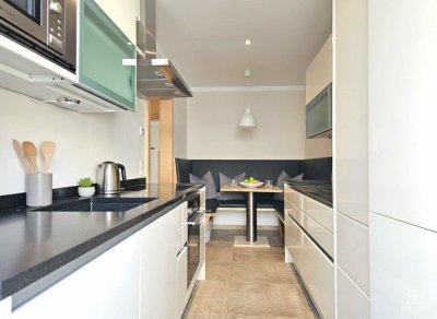 Hochwertig modernisierte 4-Zimmer-Wohnung mit 2 Balkonen und Garage