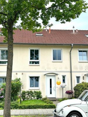Gepflegtes 5-Zimmer-Reihenhaus mit Garten, Carport & EBK in Bremen-Borgfeld