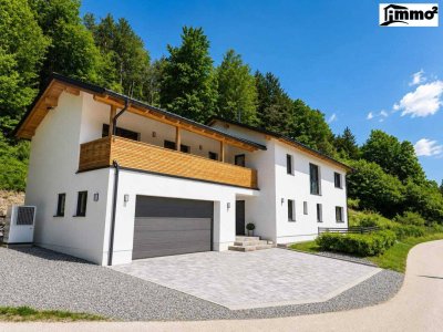 Absolute Rarität in Keutschach am See – modernes Wohnen mit eigenem Wald, Ruhe &amp; Seeblick