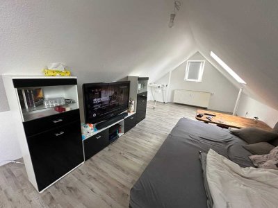 3 Zimmer Dachgeschosswohnung in idyllischer Lage/rentable Kapitalanlage