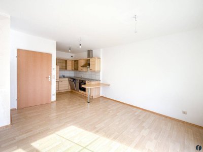 3-Zimmer-Wohnung mit Balkon inkl. Tiefgaragenlpatz + Parkplatz im Freien