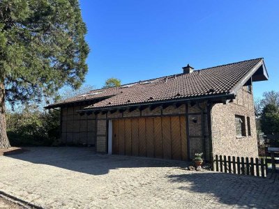 Ideal für 1-2 Personen: Ländlich gelegene Dachgeschosswohnung in Burscheid-Hilgen!