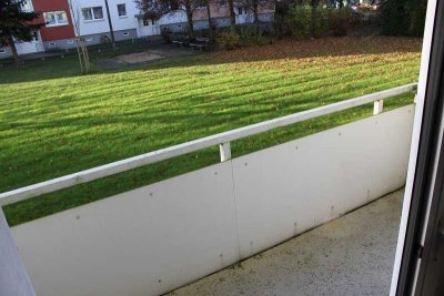 Schwerin-Lankow: Schöne 2 Zimmer-Wohnung mit Balkon zu mieten!