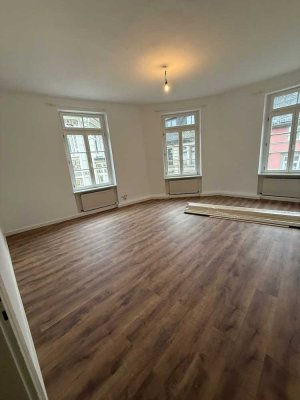 Renovierte 3 ZKB im Zentrum von Wiesbaden, WG-geeignet