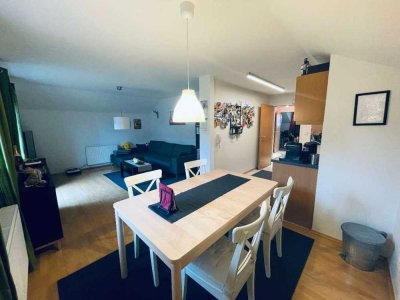 Freundliche und gepflegte 1,5-Raum-Wohnung mit Balkon und Einbauküche in Bad Langensalza