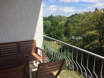 Gepflegte 2-Zimmer-Wohnung im 3. OG mit Balkon in Bonn-Lengsdorf