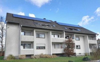 Top-Kapitalanlage mit Perspektive: 12-Parteienhaus auf knapp 2.000 m² - mit PV-Anlage & 12 Garagen