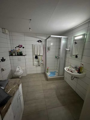 3 ZKB  in Frohnhausen - Gladenbach , optimal für ein Paar bzw. Familie mit einem Kind , WG geeignet