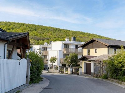Luxuriöses Einfamilienhaus zur Miete | 143 m² Wohnfläche | Garten, Balkone &amp; 2 Stellplätze