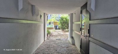 Wohnung Gartenmaisonette, mit Terrasse und eigenem kleinen Garten
