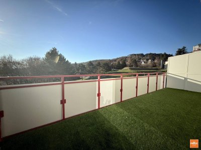 Sonnige Dachterrasse, ruhige Lage – sofort einziehen &amp; Garagenparkplatz inklusive!