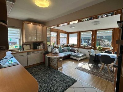 Wohnoase mit Wintergärten, Garage & traumhaftem Garten und Baugrundstück in Bremerhaven