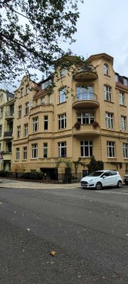 4-Raum-Wohnung im Dachgeschoss mit Balkon, Nähe Hochschule