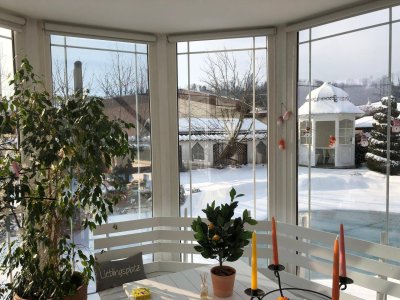 Privatverkauf: Exklusive, familienfreundliche Villa, mit Pool, Dachterrasse mit Fernblick und pflegeleichtem Garten!