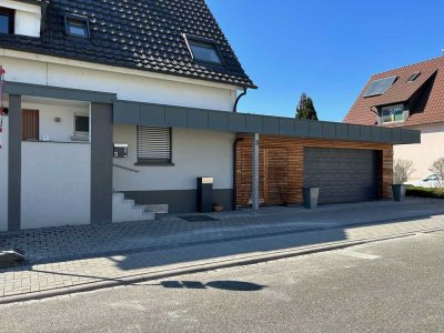 Geräumiges Wohnhaus mit geschütztem Garten in Kehl