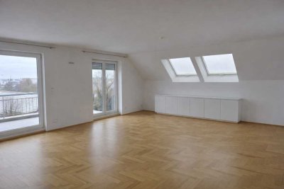 Exklusive 4-Zimmer Maisonette-Wohnung im 4. OG in Ulm-Mitte -  von Privat!