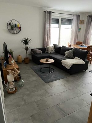 2,5 Zimmerwohnung mit EBK und Garten