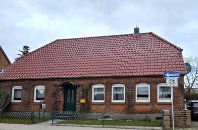 Saniertes stadtnahes Einfamilienhaus mit Ausbaureserve