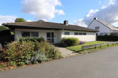 + Neuss - Nord + Bungalow + Bj. 1973 + ca. 1.081 m² Grundstück + ca. 142 m² Wohnfl. + Feldblick +