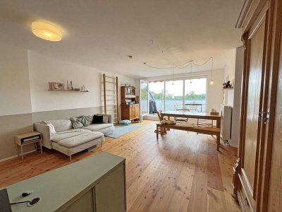 Traumhafte Wohnung mit 4 Zi, Balkon, Aufzug, TG und vielem mehr