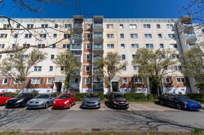 Wohnen im Grünen – helle 3-Zimmer-Wohnung mit guter Verkehrsanbindung und Stellplatz