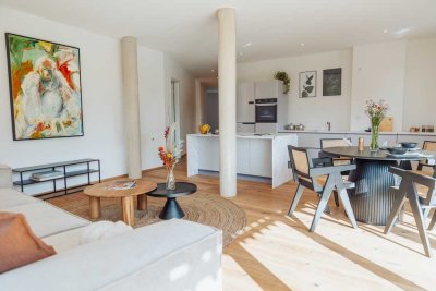 4-Zimmer-Wohnung mit Designerküche und Bergblick