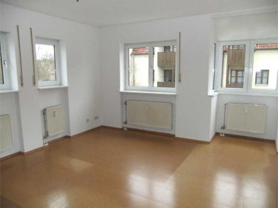 Nur Mailanfragen: Gemütliche 2-Zimmer-Dachgeschoss-Wohnung  am Ziegetsberg