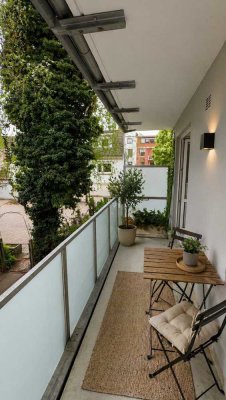 Ruhige 2 Zimmer Wohnung mit tollem Balkon in grüner, zentraler Lage