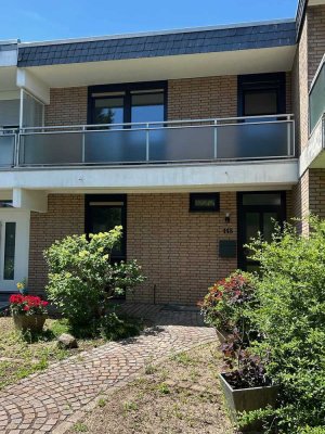 Erstbezug nach Renovierung - Reihenhaus mit Garten und EBK in Bonn Bad Godesberg Heiderhof
