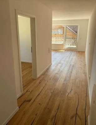 2-Zi-Dachterrassen-Wohnung in perfekter Wolfratshauser-Lage