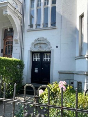 Schöner Altbau mit Jugendstilelementen in Bonn Poppelsdorf