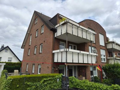 Bielefeld: Modernisierte 3-Zimmer-Wohnung mit eigenem Garten und Terrasse