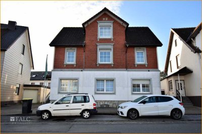 Bielefeld-Heepen..  3 Familienhaus als solide Kapitalanlage mit Solar und PV - Anlage sucht neuen Ei